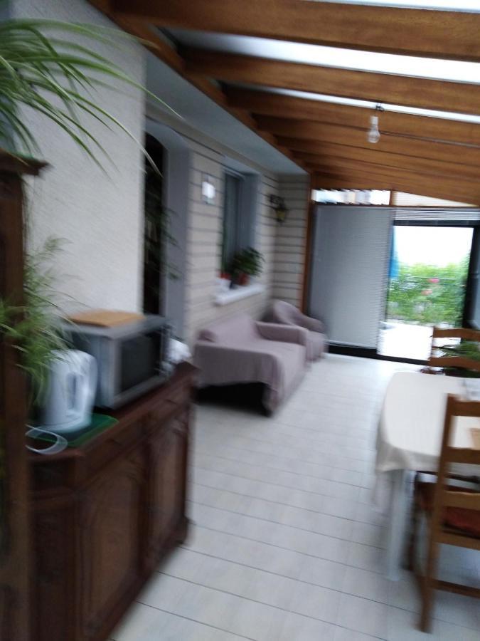 Chez Myla Chambre Avec Tv Ecran Plat Et Salle De Bain Privative Bed & Breakfast Bourges Exterior photo